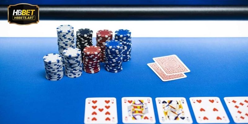 Chiến thuật và kinh nghiệm giúp Poker HBBET hấp dẫn và hiệu quả